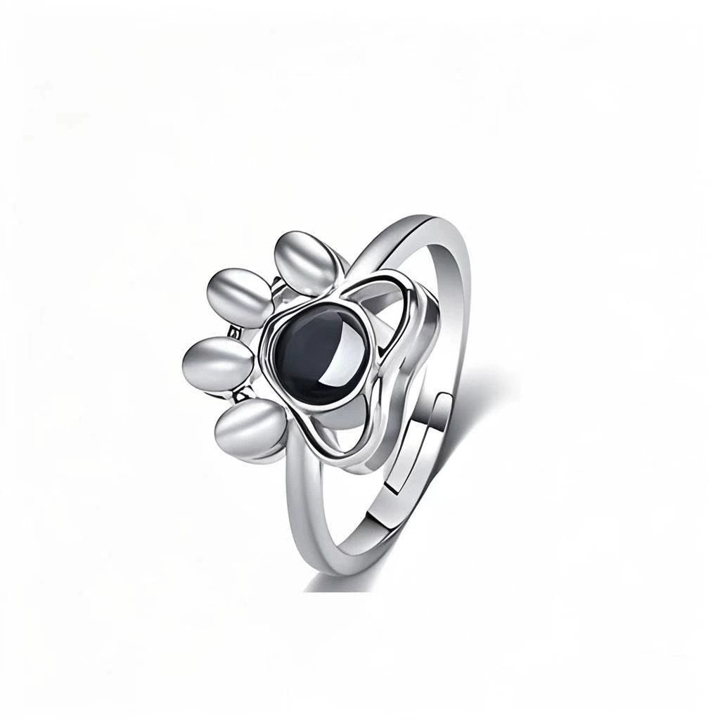 Personalisierter Ring und Halskette mit Foto-Projektion von Tierpfoten