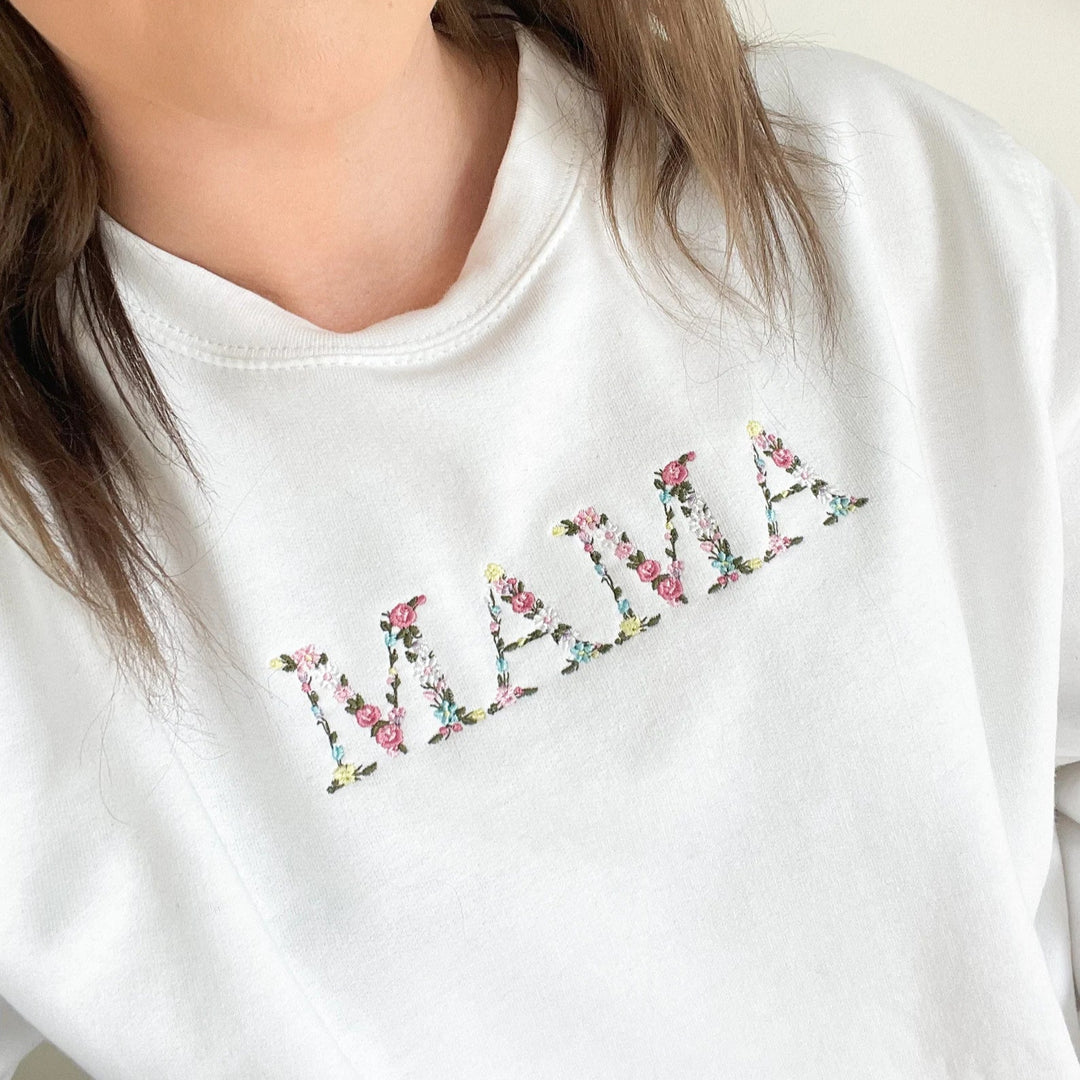 Everbloom - Gesticktes Mama-Sweatshirt mit Blumenmuster für Mama & Oma